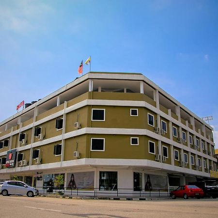 Apple Suites Hotel Sitiawan Exterior foto
