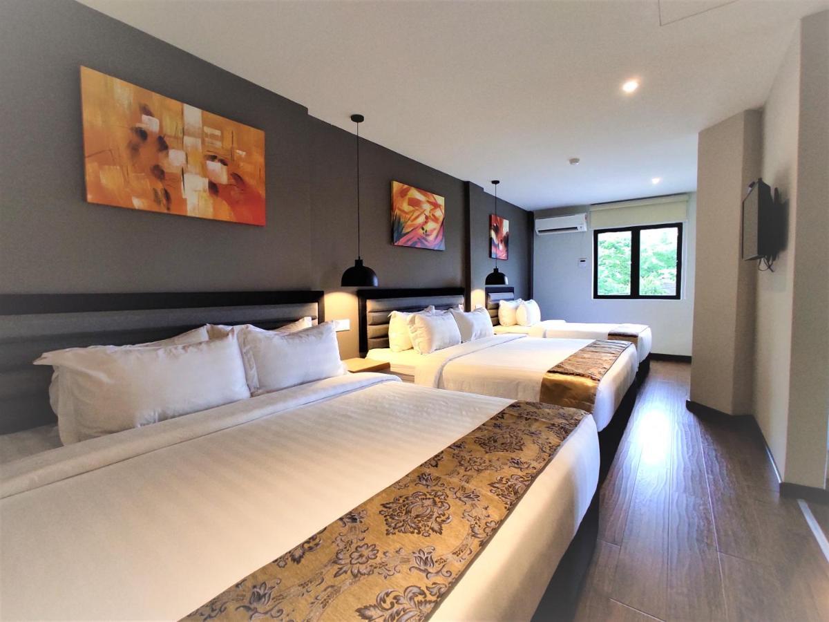Apple Suites Hotel Sitiawan Exterior foto