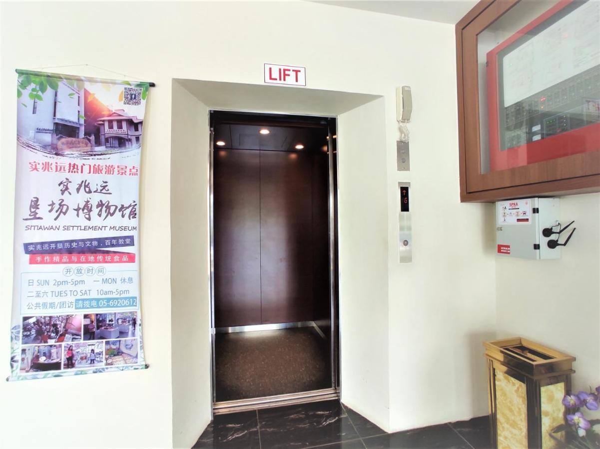 Apple Suites Hotel Sitiawan Exterior foto